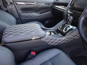 画像3: 30 アルファード/ヴェルファイア コンソールサイドパネル左右セット 純正レザー仕様 ダイヤカット カスタムインテリア S-Cパッケージ等 